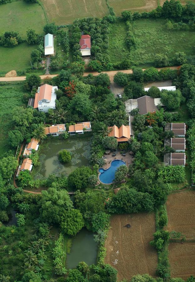 Battambang Resort Exterior photo